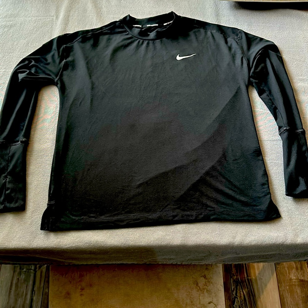 Women’s size Small Nike running long sleeve